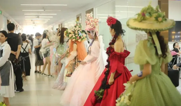 ����У԰����-Ů��ѧʲôרҵ�ã�Ů��ѧ�������רҵ��ô����2���ӣ���ƪ